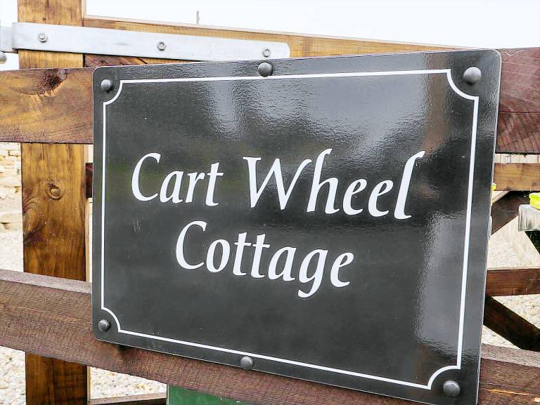 Charming cottage with yard | Beach view | Pets are welcome — photo 5