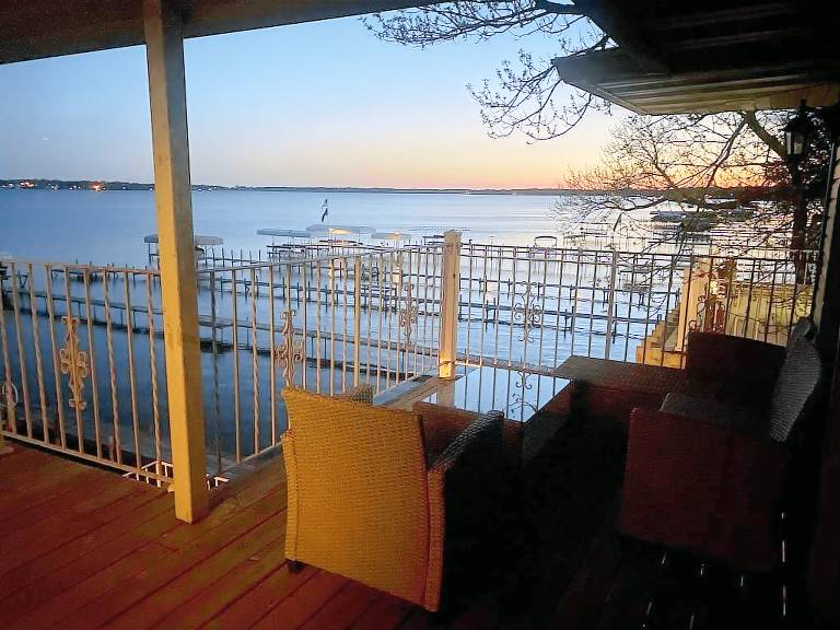 Condo Clear Lake