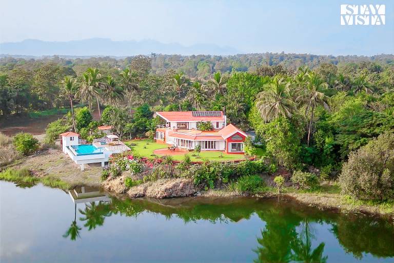 186 m&sup2; Villa
