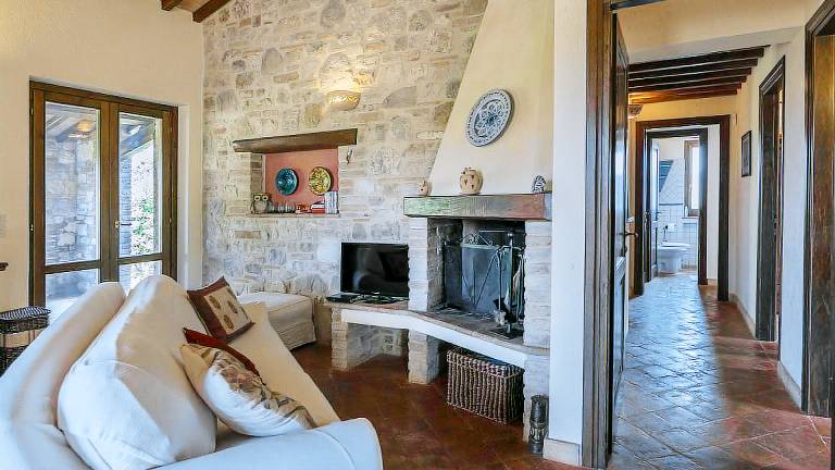 Fully equipped apartment with BBQ, private pool & garden | Perfect for remote work | Pets allowed — photo 2