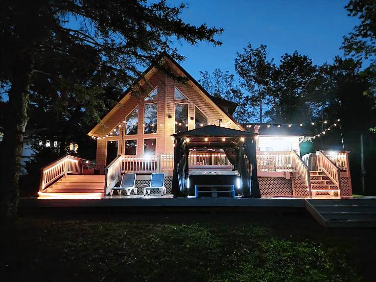 Cabin Beaconia