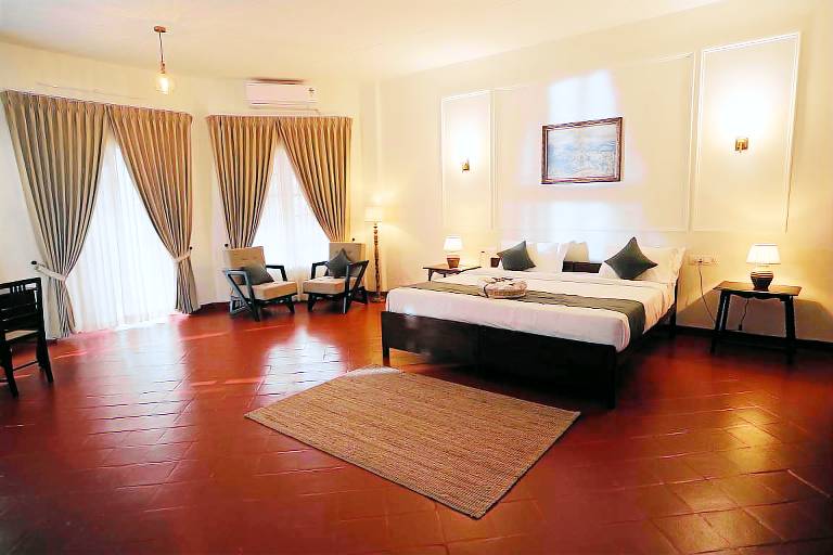 The Hundred House by Kisah Stays - Estate Bungalow in Sulthan Bathery