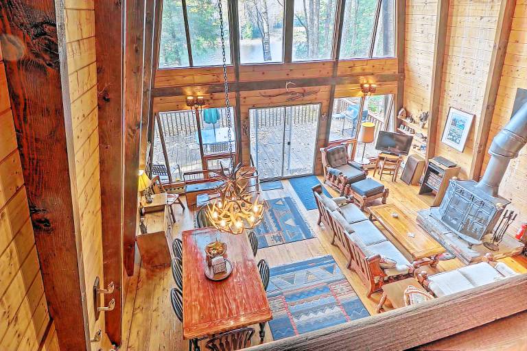 Lakefront Berkshires Retreat w/ Deck, Dock & Boat! — photo 3