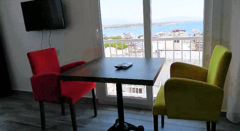 Serviced apartment with pool & BBQ — photo 5