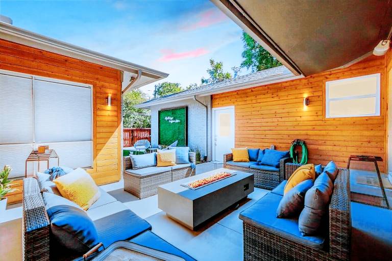 Villa Lake Highlands