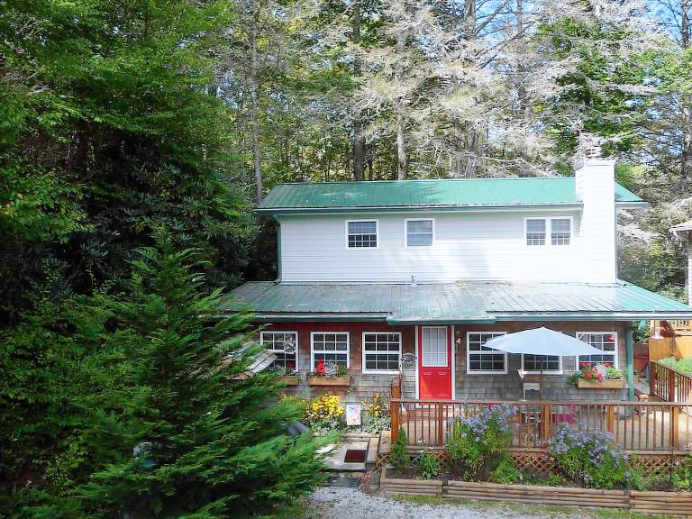 Cottage Cashiers