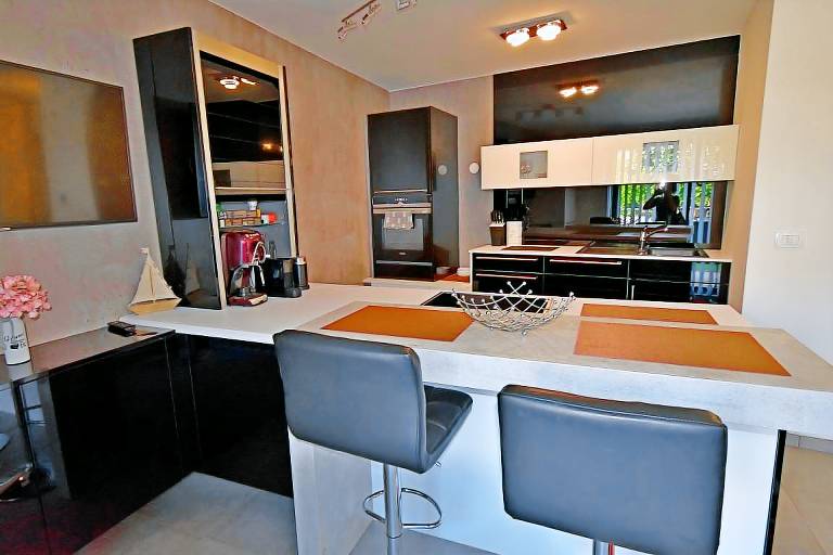 One bedroom apartment with terrace and sea view Novigrad (A-25255-c) — photo 3