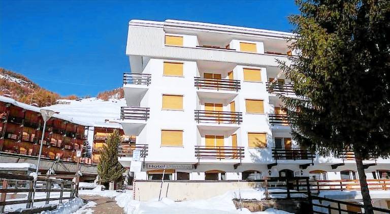 Rental apartment with 1 room for 3 persons in Sestriere
