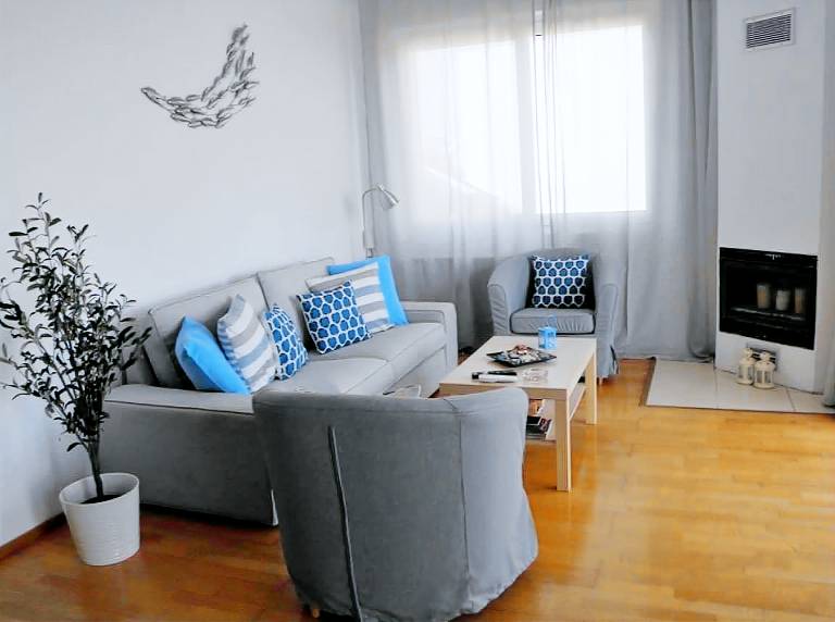 Child-friendly villa with yard, fast internet & terrace | Mountain view | Pet-friendly — photo 3