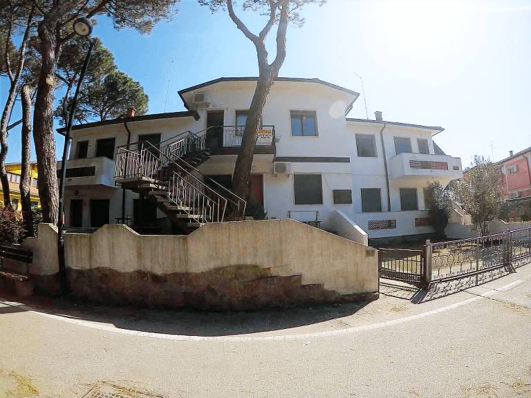 Nice rental apartment with terrace | Next to the beach | Pets allowed — photo 4