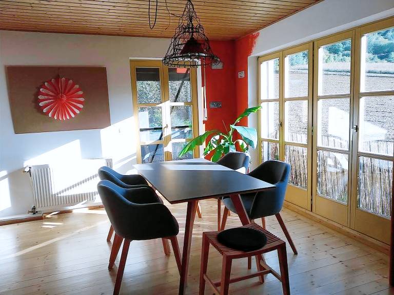 Gemütliche Ferienwohnung mit großem Balkon