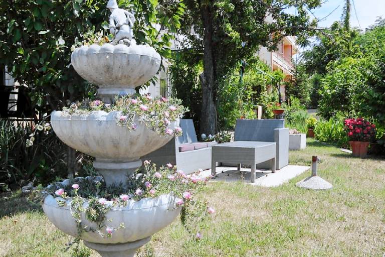 Rental apartment with BBQ, garden & terrace | Pets are welcome — photo 4