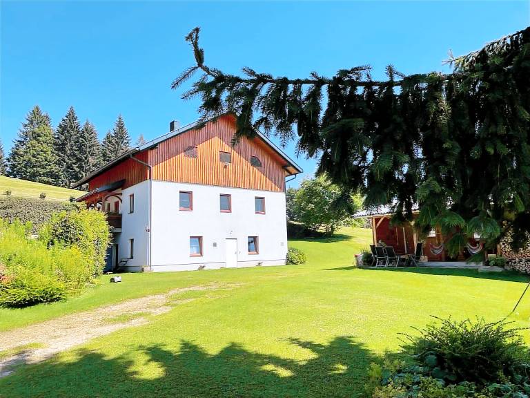 House with terrace & barbeque — photo 2