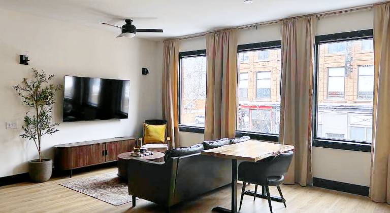 Antler's Executive Suite- Moncton Downtown — photo 4