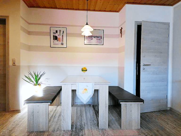 Apartment with garden, patio & pool — photo 4
