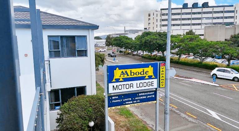 A Abode Motor Lodge