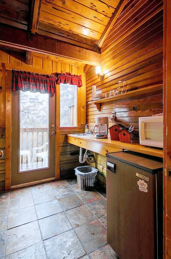 IDYLLWILD BUNKHOUSE BED AND BREAKFAST — photo 3