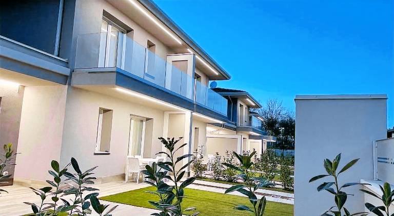 Villa with 2 rooms for 6 persons — photo 5