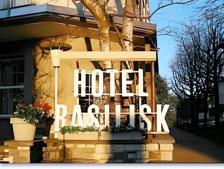 Becozy Self Check-in & Pop-up Hotel in Muttenz