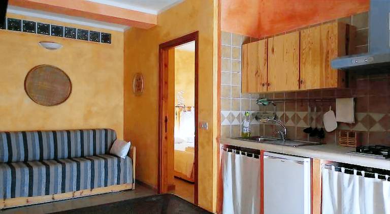 Rental apartment with terrace & garden — photo 4