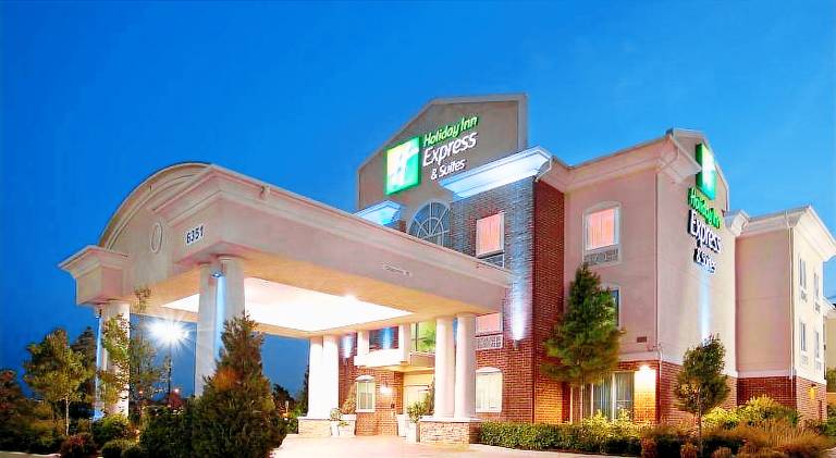 Holiday Inn Express Hotel & Suites Fort Worth I-35 Western Center By IHG in Fort Worth, TX