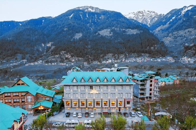 Coral Resort and Spa, Centrally Heated Mountain Side Resort, Manali in Manali