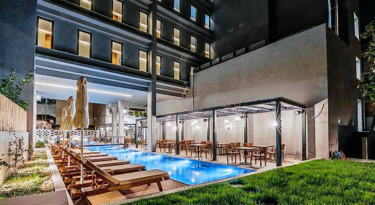 Magnes Hotel in Volos