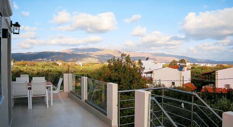 Fully equipped pleasant holiday apartment with patio, yard & BBQ | Pets allowed — photo 3