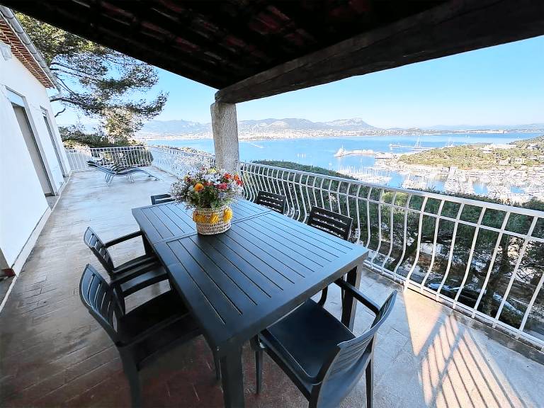 Residence 252-st Mandrier Sur Mer - Villa top, sea view, washing machine, dishwasher, WIFI, private parking — photo 3