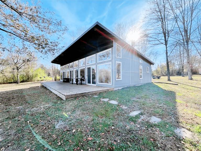 Farmhouse  Ashland City
