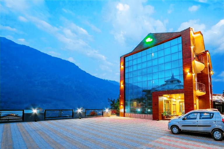 Hotel Cherry Manali in Manali