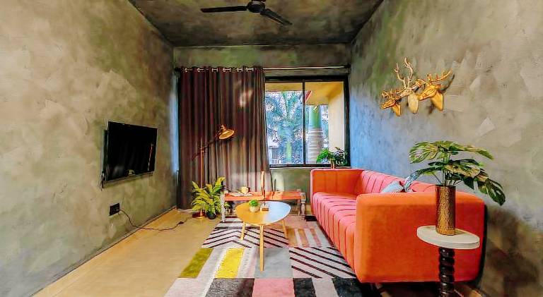 Serviced apartment with yard & pool — photo 4