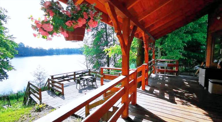 Lodge with terrace, garden & barbecue — photo 4