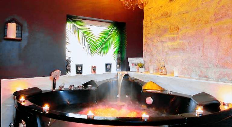 Lovely rental apartment with hot tub | Dogs allowed — photo 3