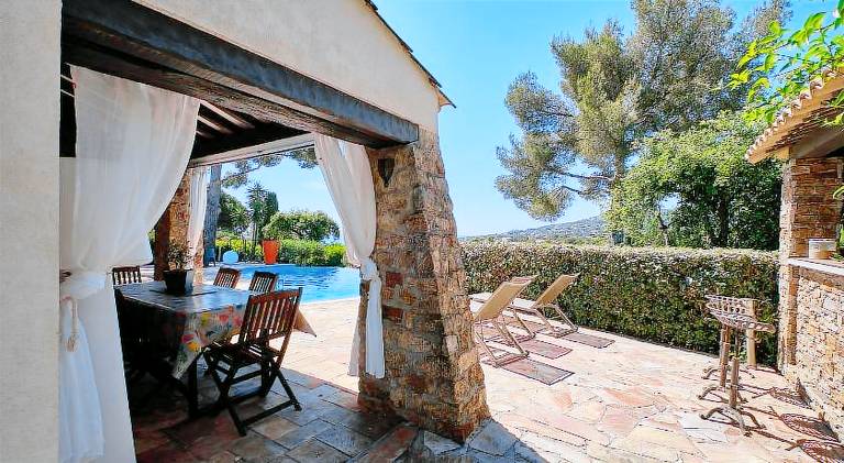 Villa with pool — photo 2