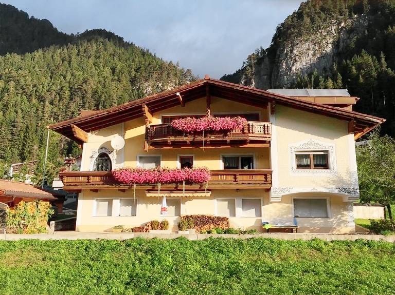 Ferienwohnung Pettneu am Arlberg