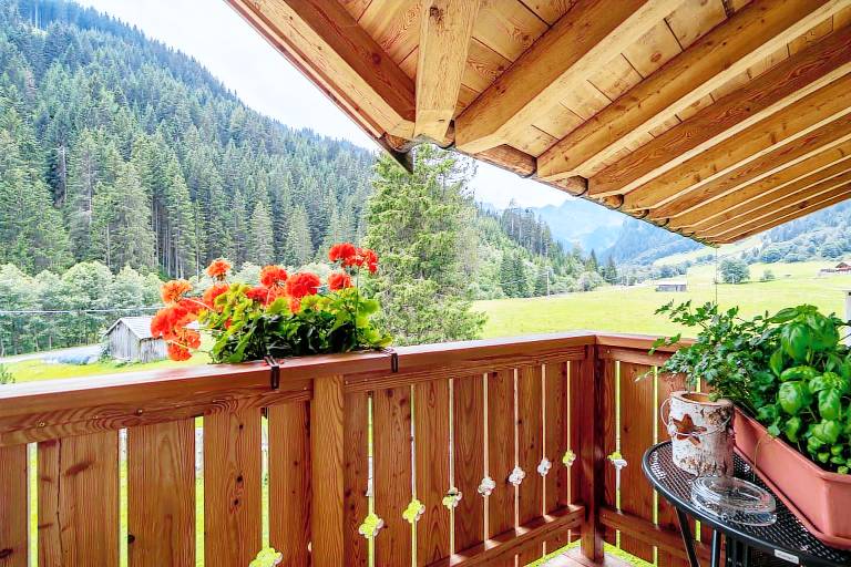 Holiday Apartment "Larch Soge Apt Paula" with Mountain View, Private Terrace & 2 Balconies — photo 2