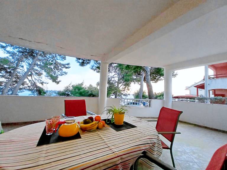 Two bedroom apartment near beach Ivan Dolac, Hvar (A-21269-b) — photo 2