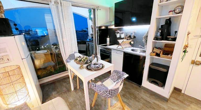 Rental apartment with pool — photo 2
