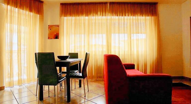 Apartment with terrace — photo 5