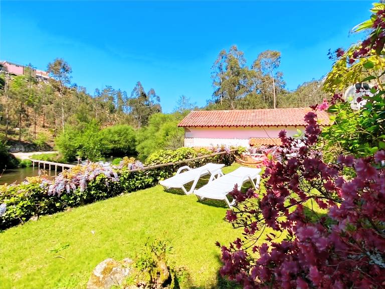 Ferienhaus in Antas&comma; Atlantikk&uuml;ste f&uuml;r max. 5 Personen am Atlantik