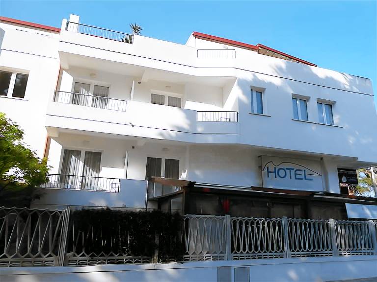 Hotel Chentu Lunas in Cagliari
