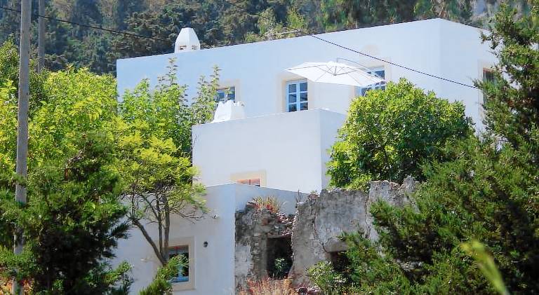 Villa Asfendiou