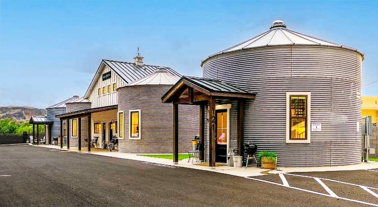 Pet-Friendly Silo Stay with Loft Near Zion & Hot Springs — photo 4