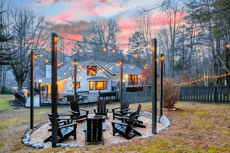 Cabin Cashiers