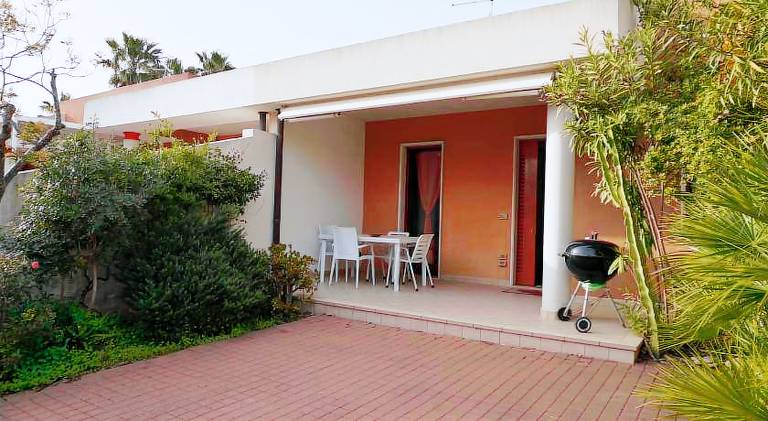 Charming villa with patio, garden & BBQ | Perfect for remote work | Pets are welcome — photo 4