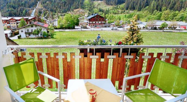 Holiday apartment with terrace — photo 5