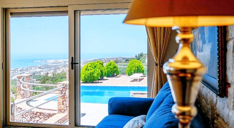 Nice rental apartment with pool, garden & patio | Pet-friendly — photo 2