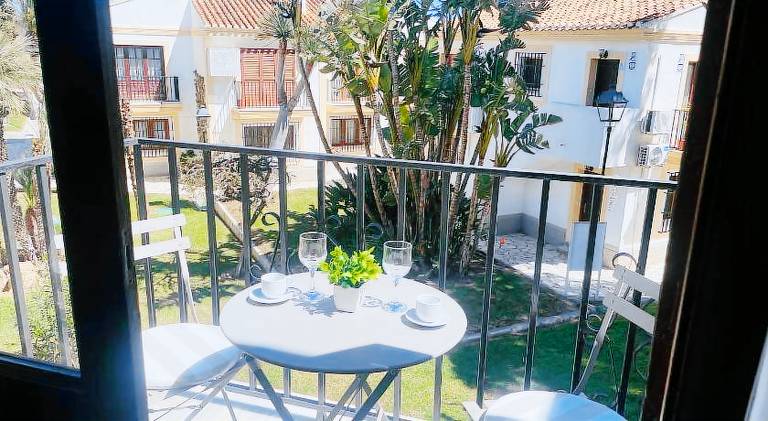 Holiday apartment with terrace, garden & private pool in Playas