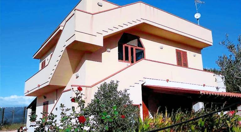 Charming apartment Menfi sea view in Menfi
